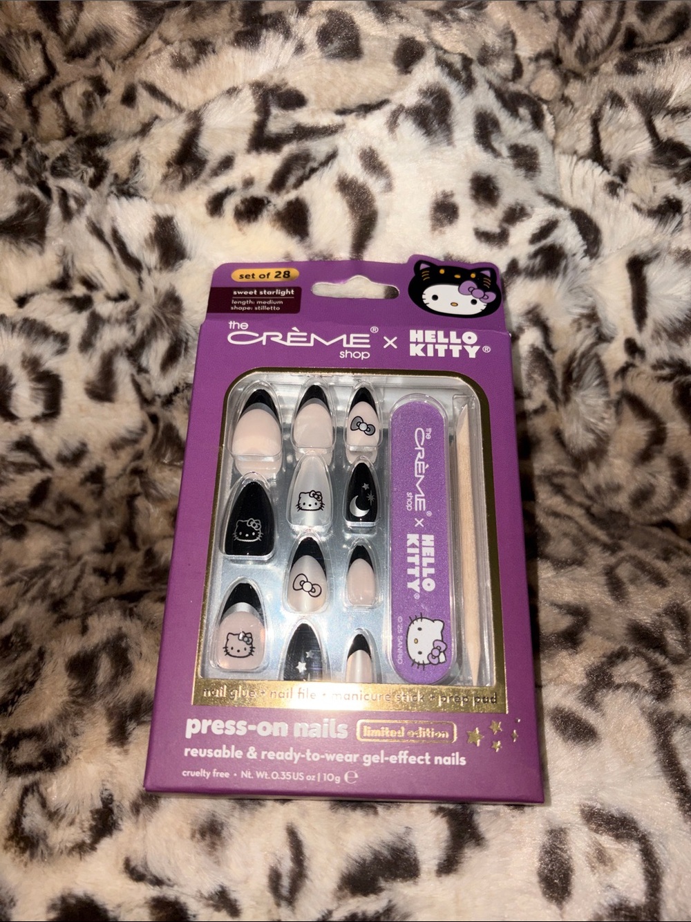 The Crème Shop x Hello Kitty Press-On Nails - Black & Pink